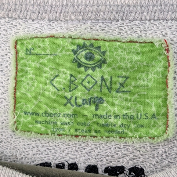 Bonz Heather Gray Cat Graphic Sweatshirt - Picture 5 of 7